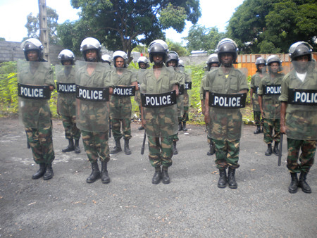Deux Jeunes De Ntsoudjini Pass s Tabac Par La Police Centerblog deux-jeunes-de-ntsoudjini-pass-s-tabac-par-la-police-centerblog